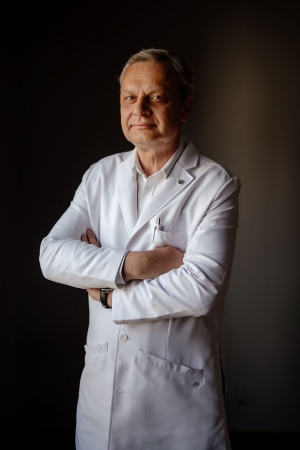 dr-n-med-krzysztof-patyra